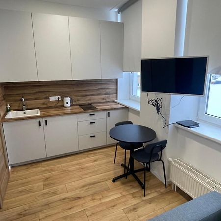 Airport Apartment 32 Self Check-In Free Parking 빌뉴스 외부 사진