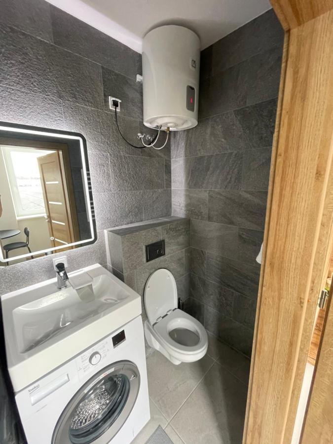 Airport Apartment 32 Self Check-In Free Parking 빌뉴스 외부 사진